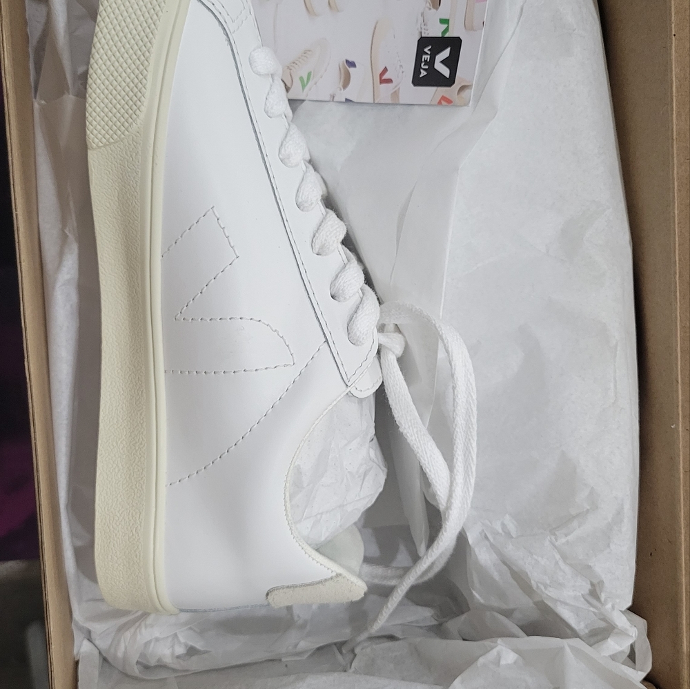 Veja Esplar fits like 6
